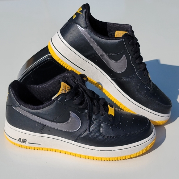 Rare Nike Air Force 1 Low Sneakers Size 8 Womens = 6.5Y Black Gold Charcoal - Picture 3 of 10